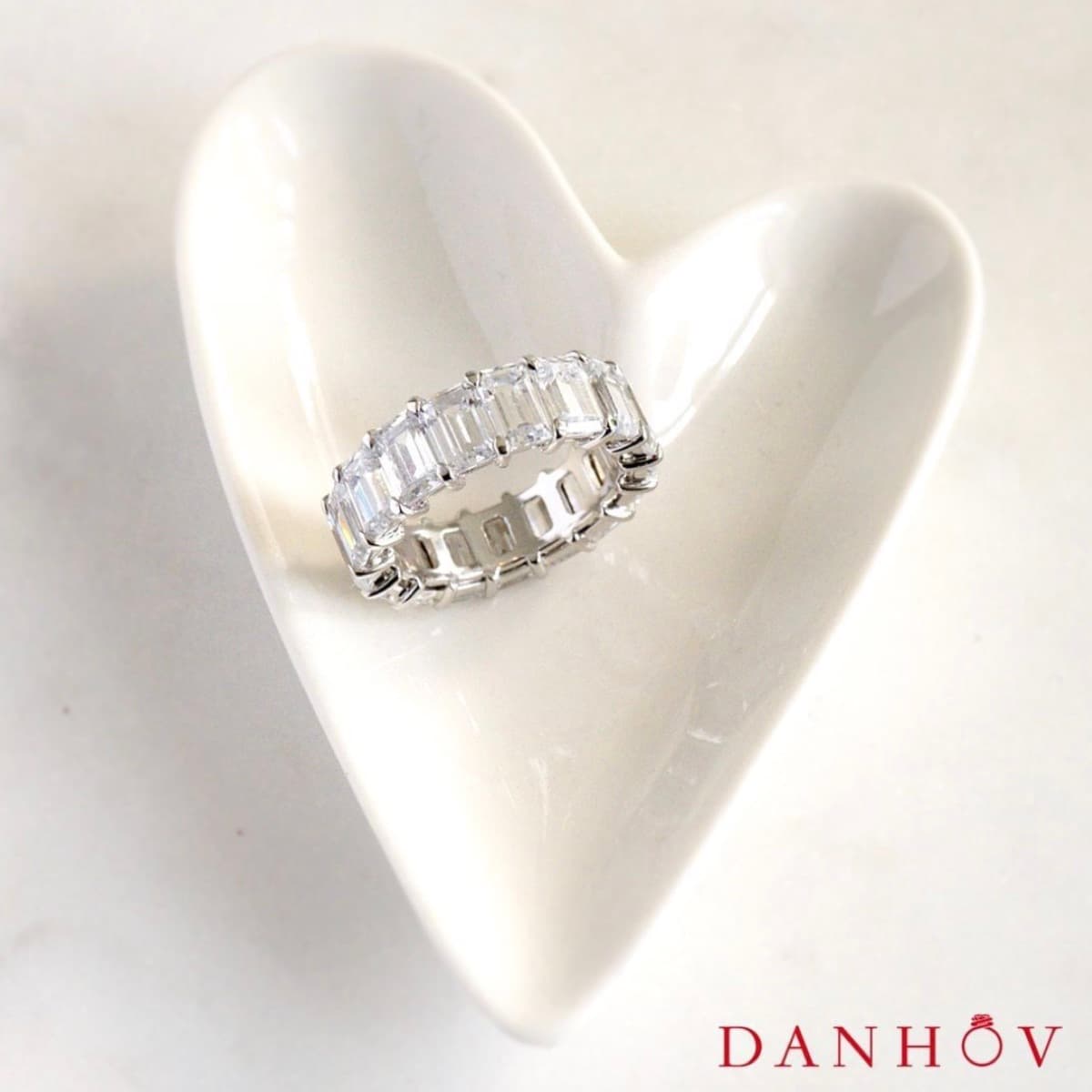 The 5 Top Luxurious Engagement Rings on Our Wishlist This Season