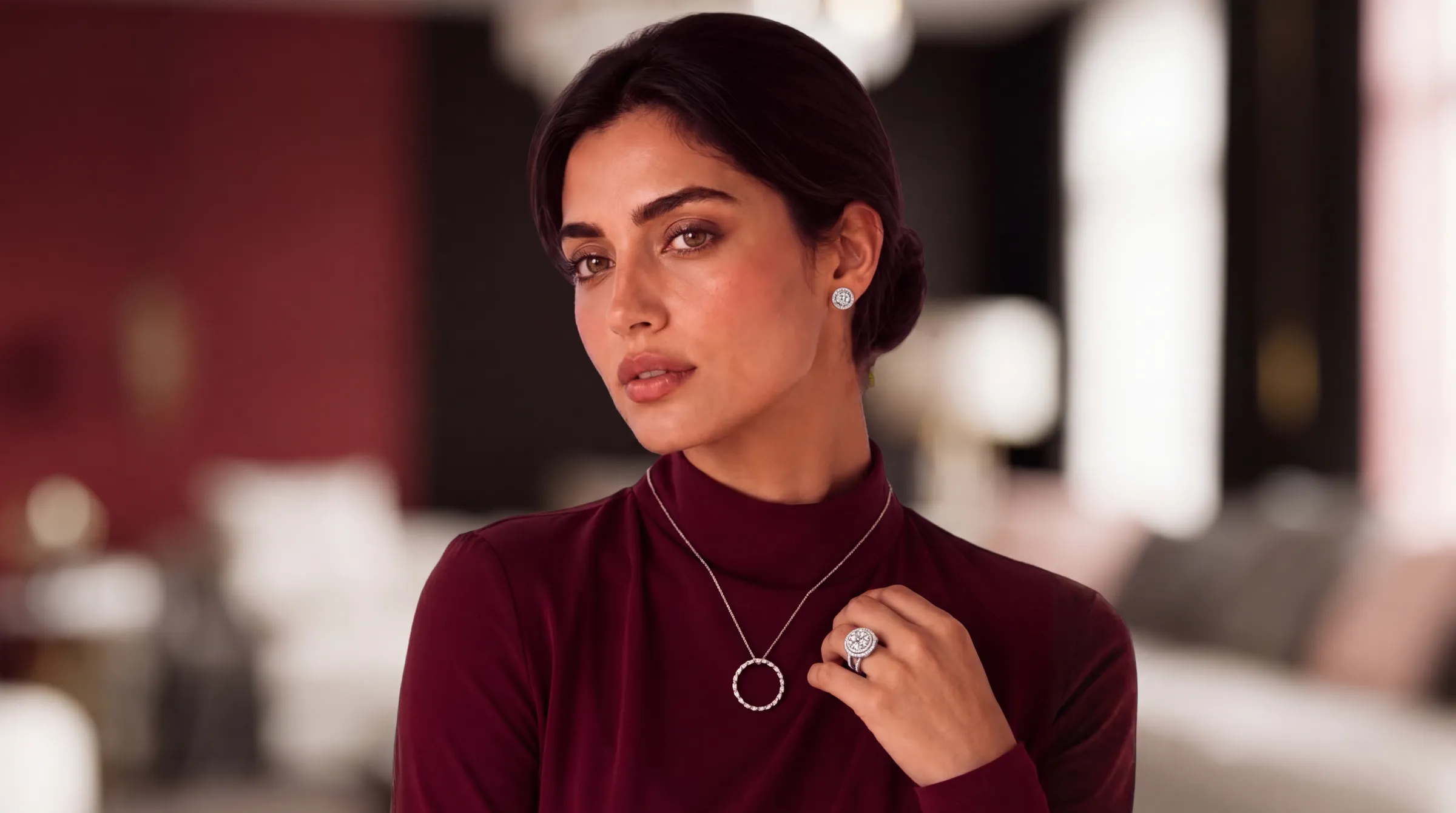 Why Couples Choose Handcrafted Engagement Rings