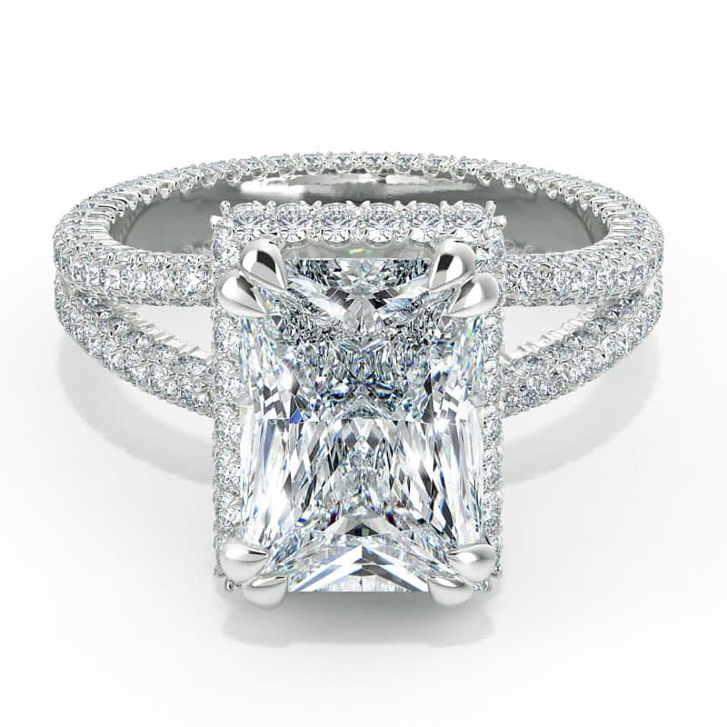 Norme de Radiant Diamond Engagement Ring