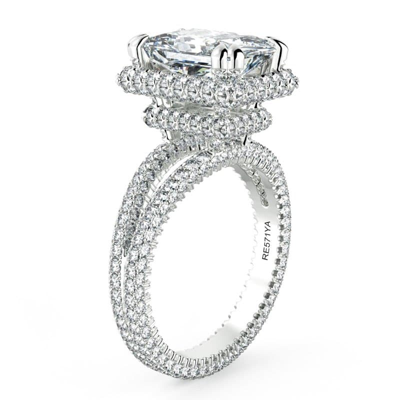 Norme de Radiant Diamond Engagement Ring