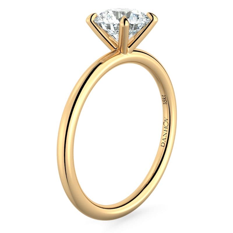 Norme De Classico Engagement Ring