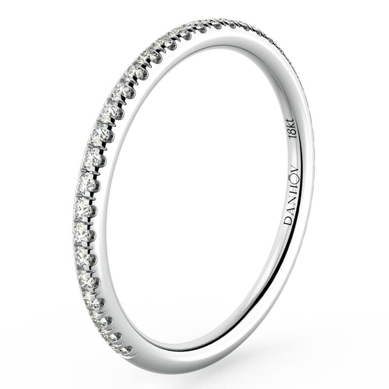 Solo Filo Elegant Diamond Wedding Band