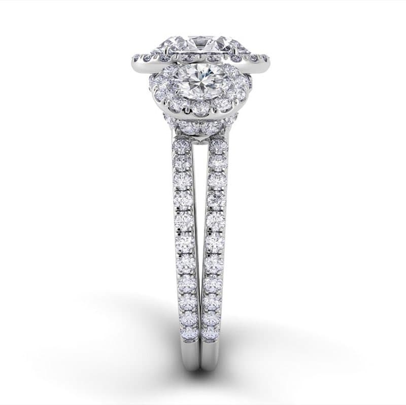 Solo Filo Unique Three Stone Engagement Ring
