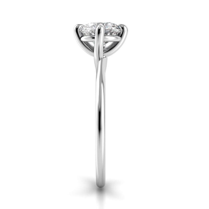 Eleganza Solitaire Diamond Ring