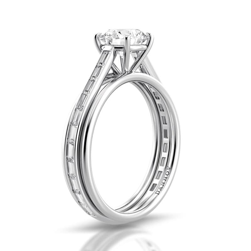 Unito Diamond Engagement Ring