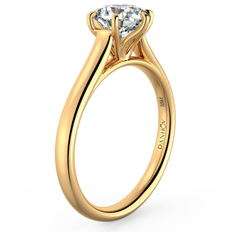 Norme de Engagement Ring