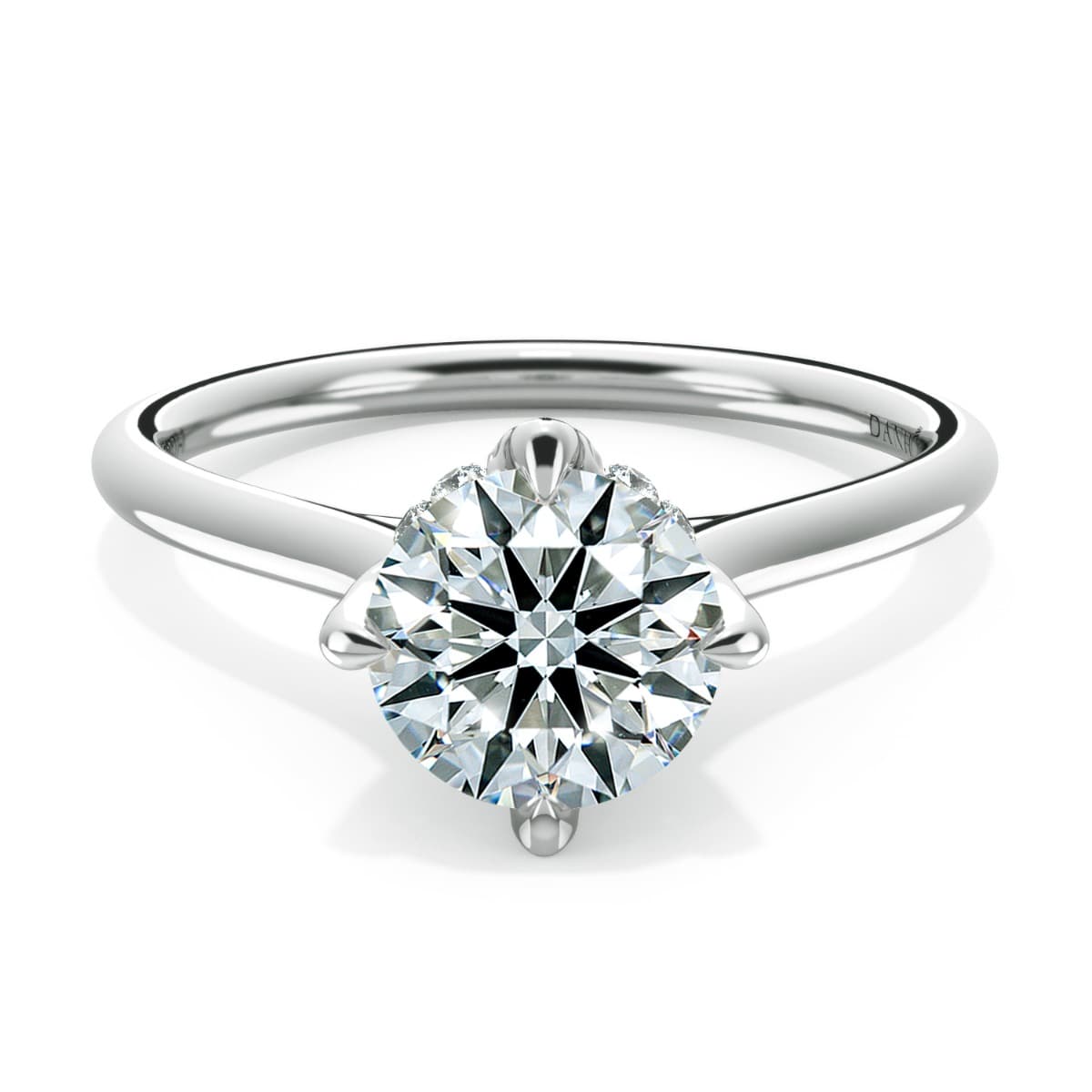 Norme de Engagement Ring