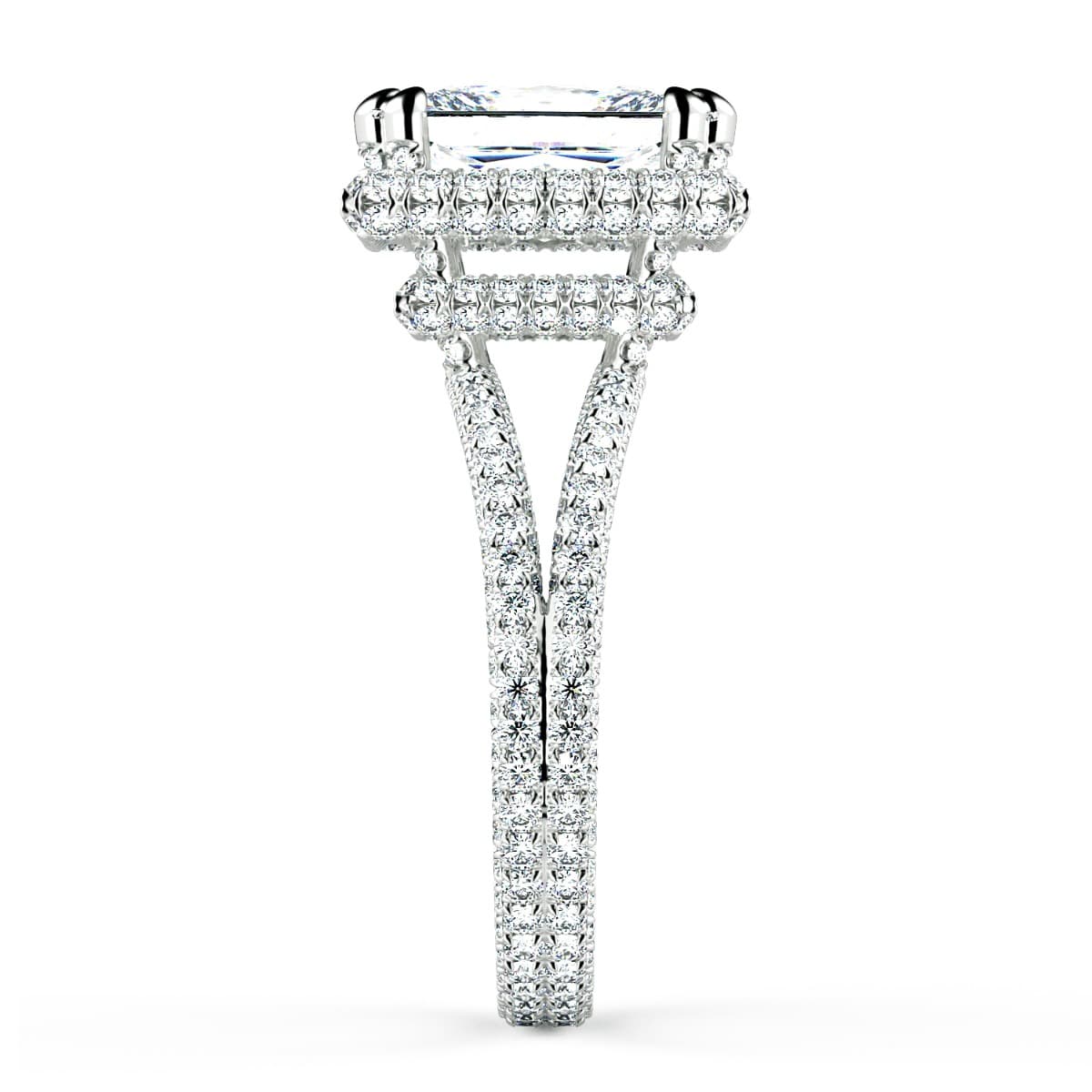 Norme de Radiant Diamond Engagement Ring