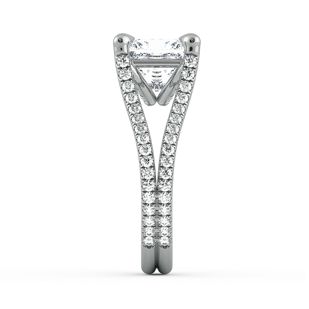 Per lei Double Shank Princess Cut Engagement Ring