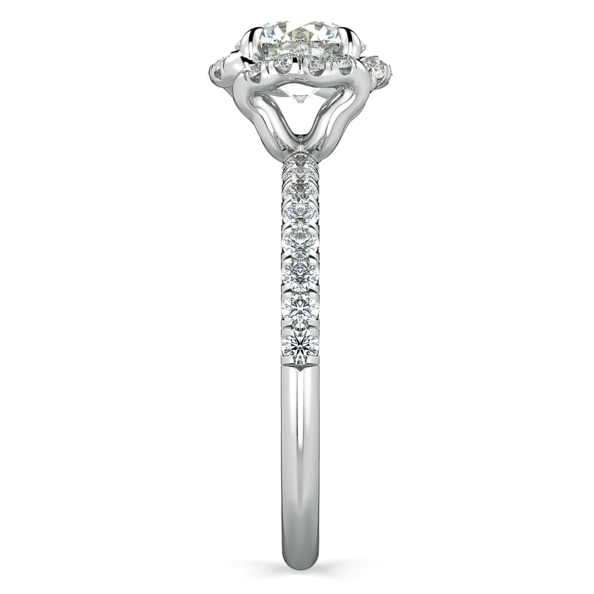 Norme De Halo Ladies Engagement Ring