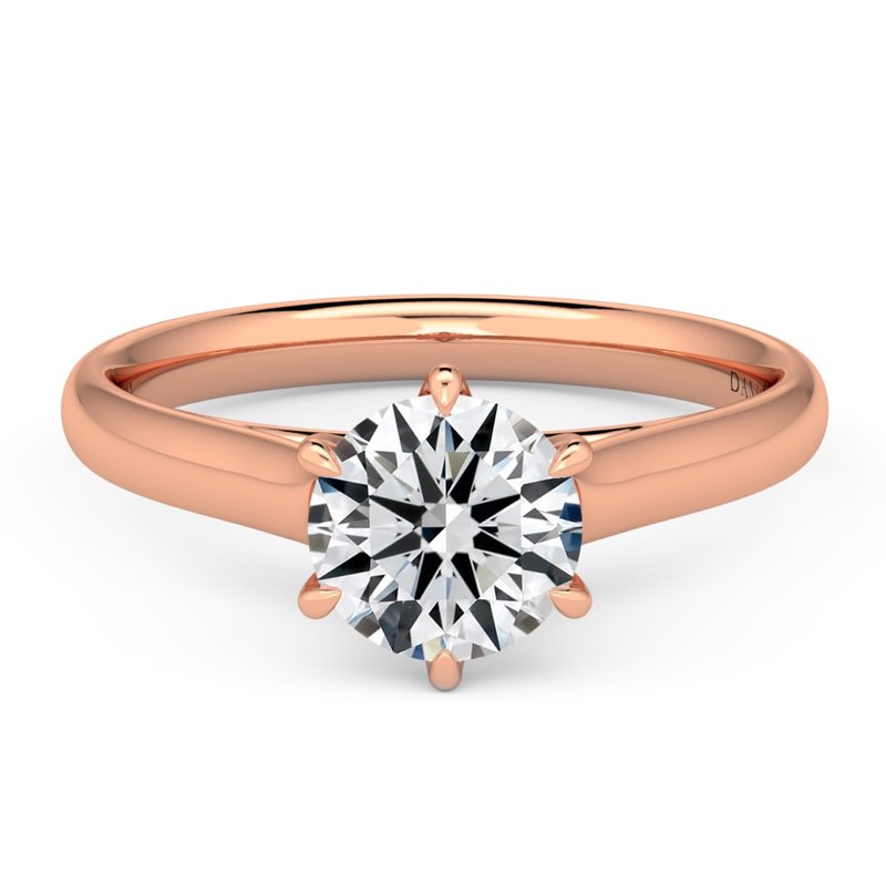 Norme de Engagement Ring