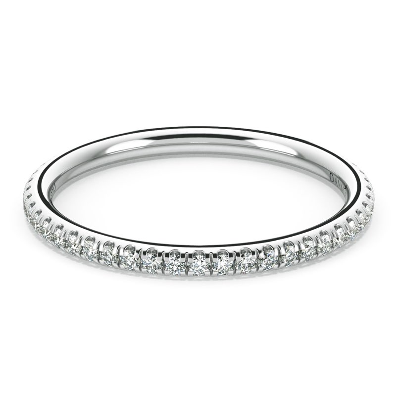 Solo Filo Elegant Diamond Wedding Band
